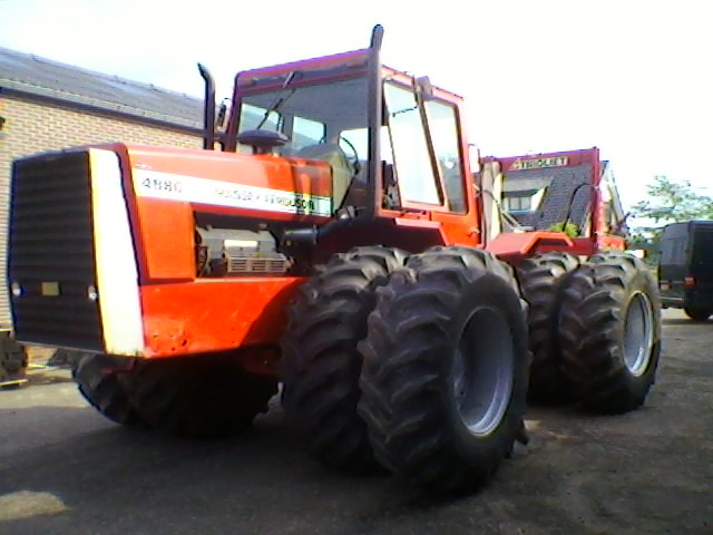 het beleid rotatie belasting Massey Ferguson 4880 te koop. MF 4880 tractor kopen.